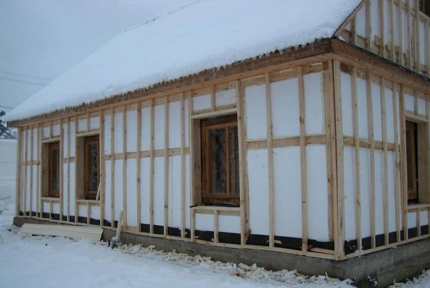 Утепление деревянного дома снаружи пенопластом