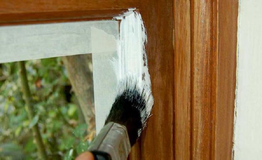 Как покрасить деревянные окна